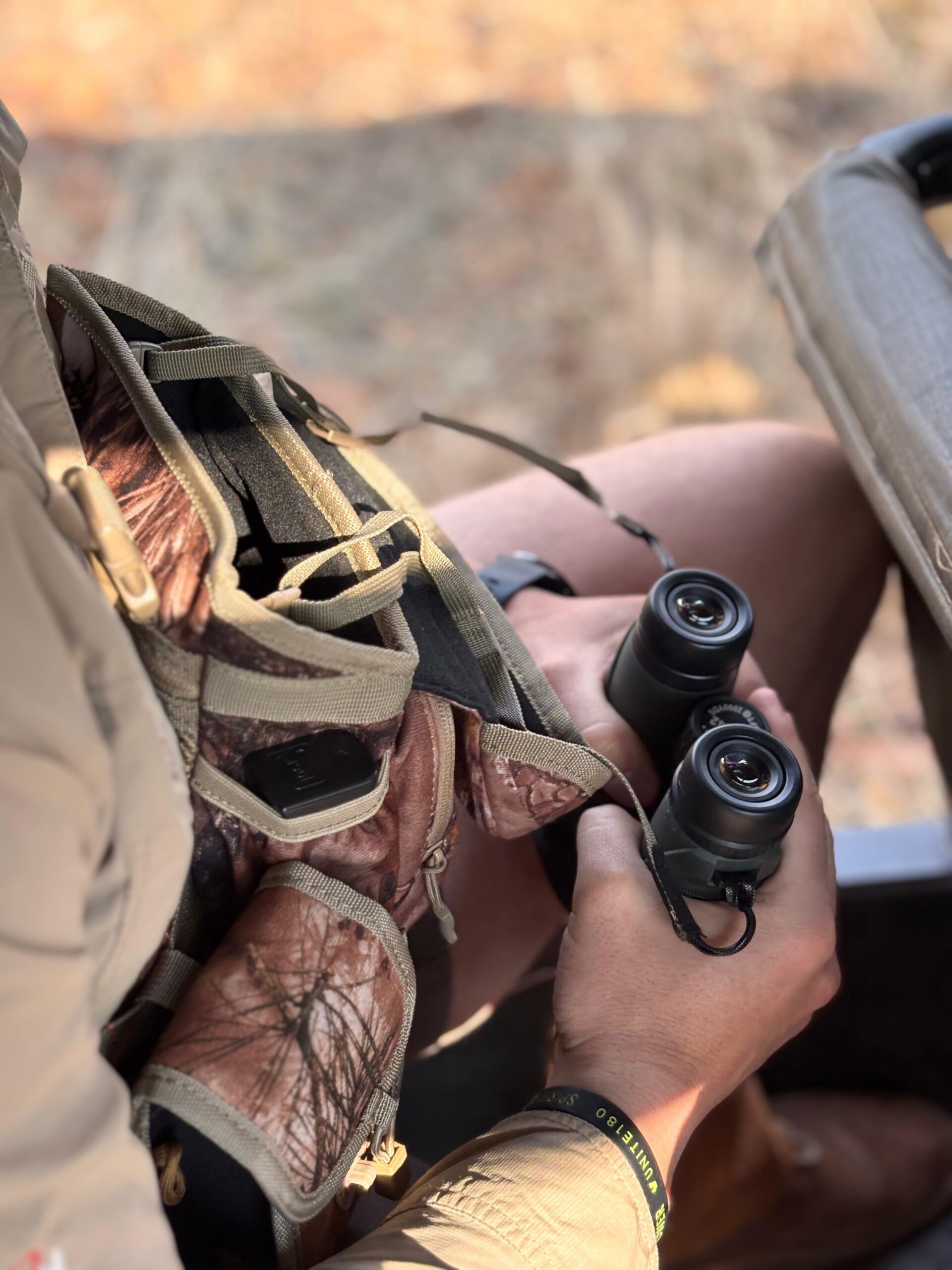 bushveld pursuit bino bag + range finder bushveld pursuit bino bag + range finder